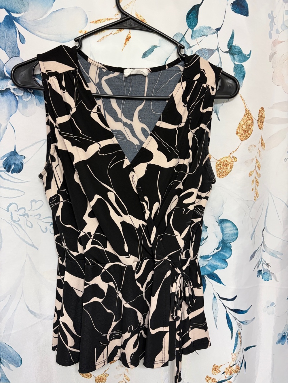 Women's Black & Pink Cream Wrap-Style Sleeveless top